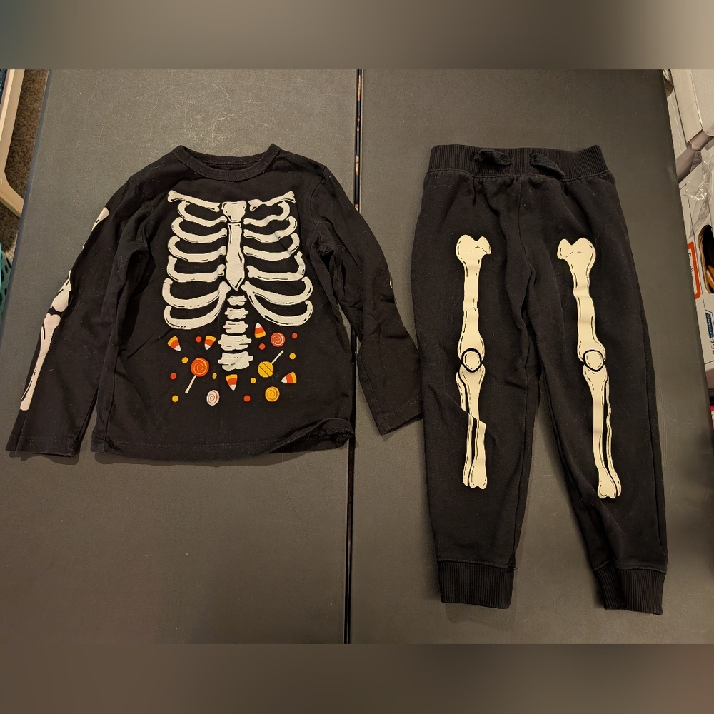 The Children's Place Toddler Boy Glow Candy Skeleton Shirt & Pant Set Size 4T